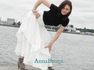 AnnaBronx Anal Beurette