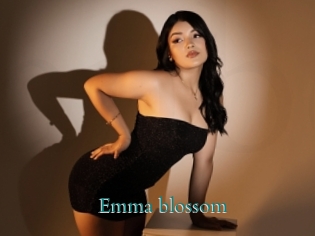 Emma_blossom