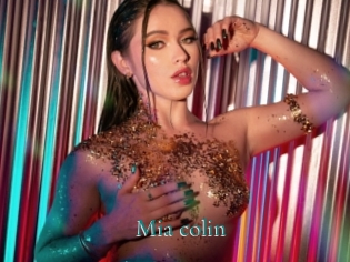 Mia_colin